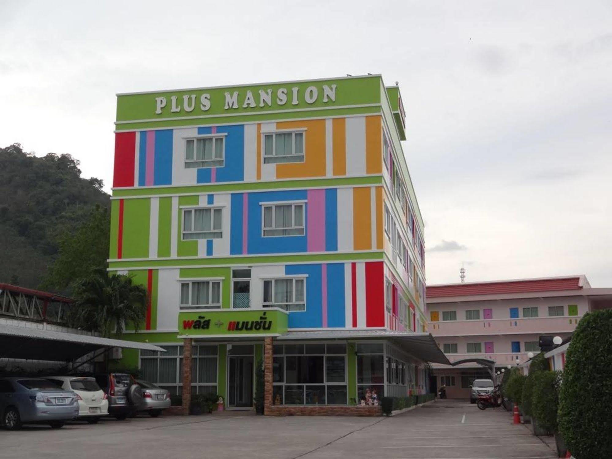 Plus Mansion Phuket Bagian luar foto